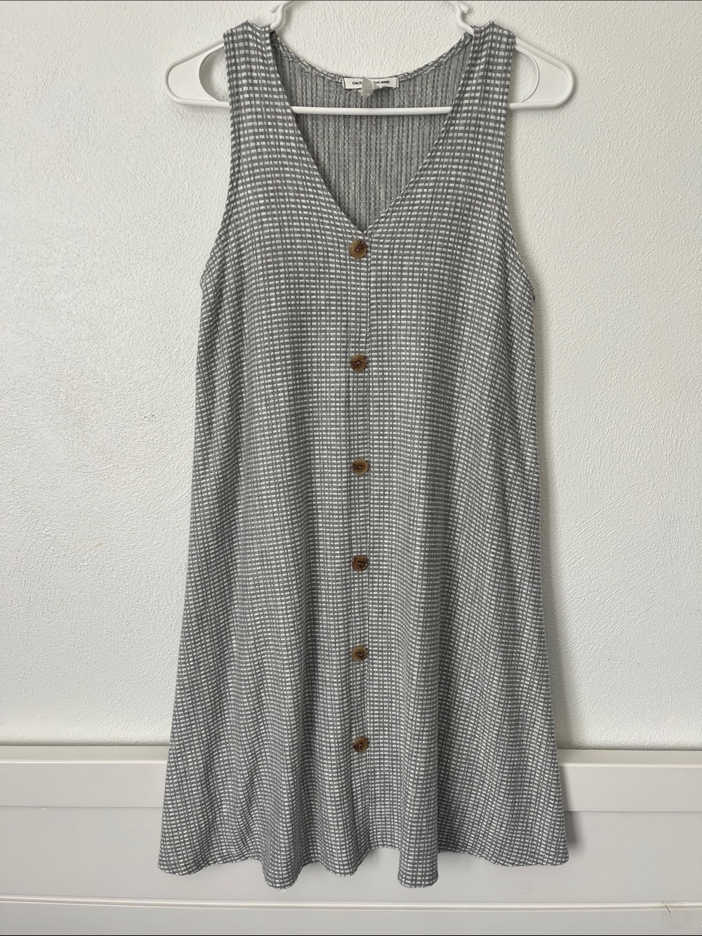 Caution To The Wind Gray and White Sleeveless Dress Size Medium